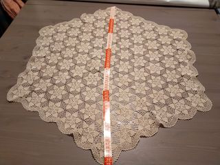 Centro tavola esagonale fatto a uncinetto Vintage