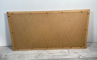 Colección de llaves antiguas y candados de época.