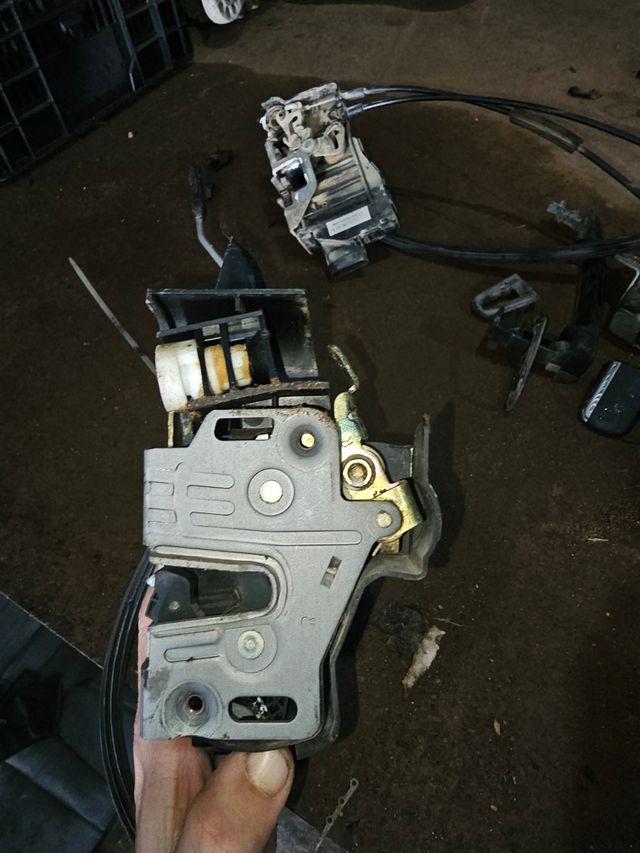 Cerraduras de mercedes ml w163