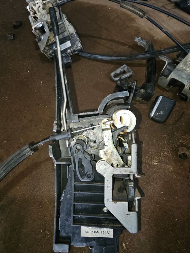 Cerraduras de mercedes ml w163