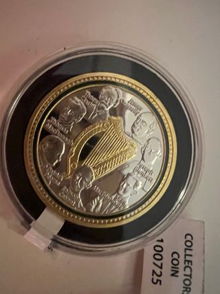 Medallas de Irlanda en capsula