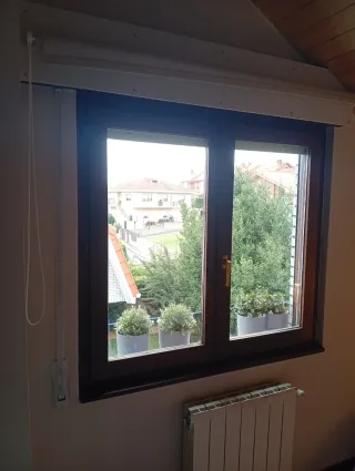 Reparación de persianas y electricidad.