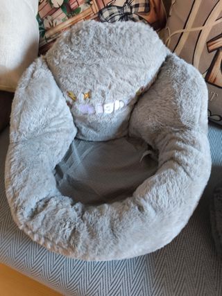 Futón/ asiento niño o gato de peluche