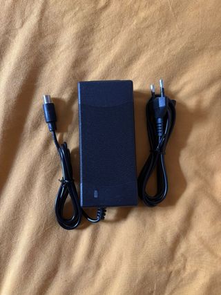 Cargador patinete eléctrico Xiaomi