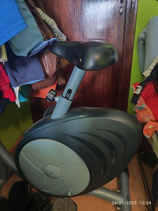 Vendo bici estática decathlon
