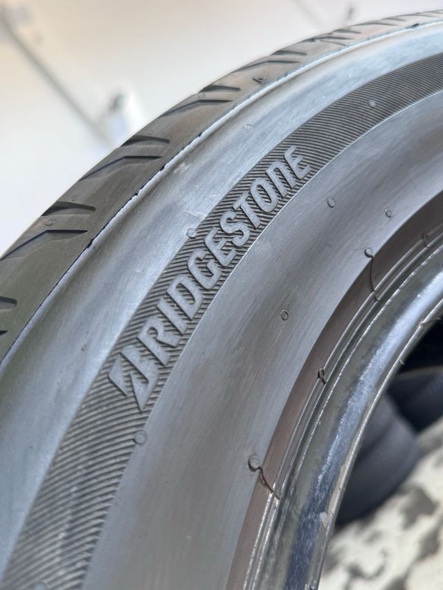 275/50 R20 BRIDGESTONE (2UND)