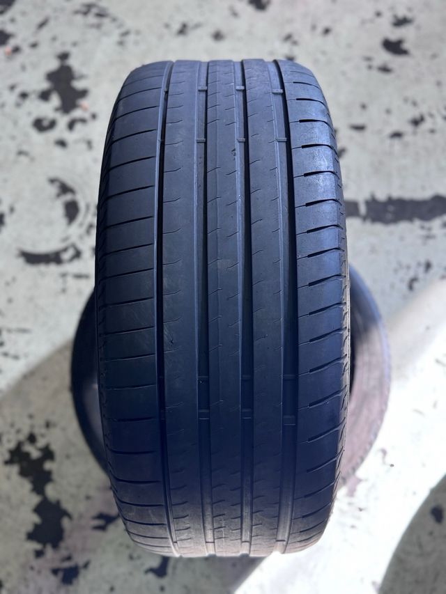 275/50 R20 BRIDGESTONE (2UND)