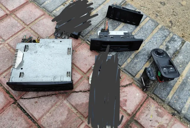 Piezas interior Renault master 2 2008