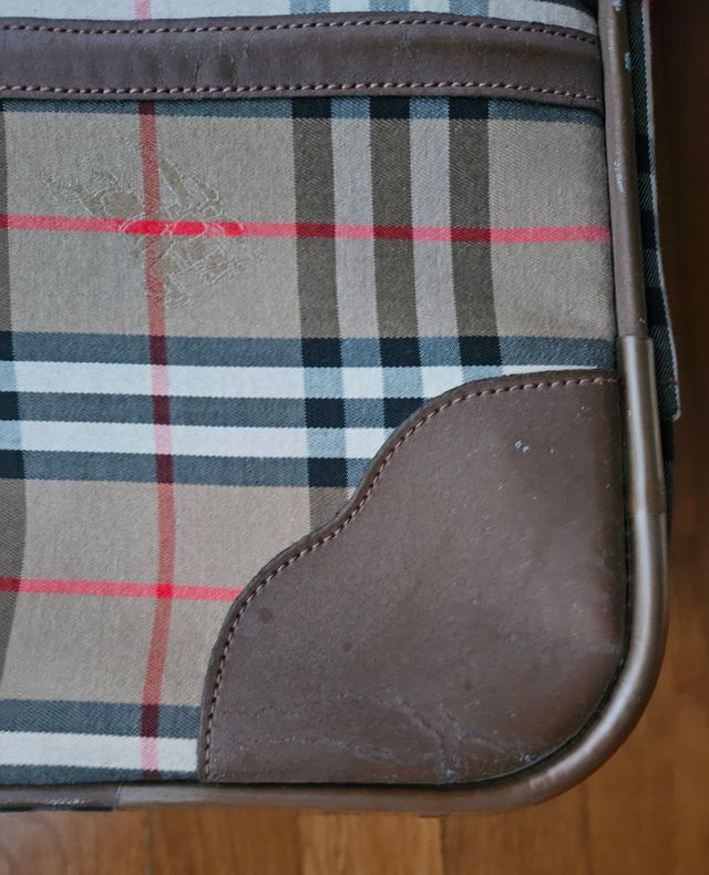 Burberry cloth travel bag