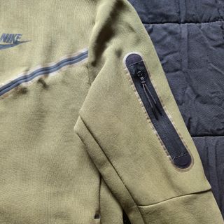 Nike tech fleece Verde Oliva