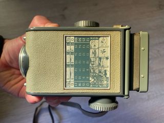 Cámara Rolleiflex 4x4 Baby grey