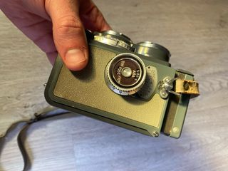 Cámara Rolleiflex 4x4 Baby grey