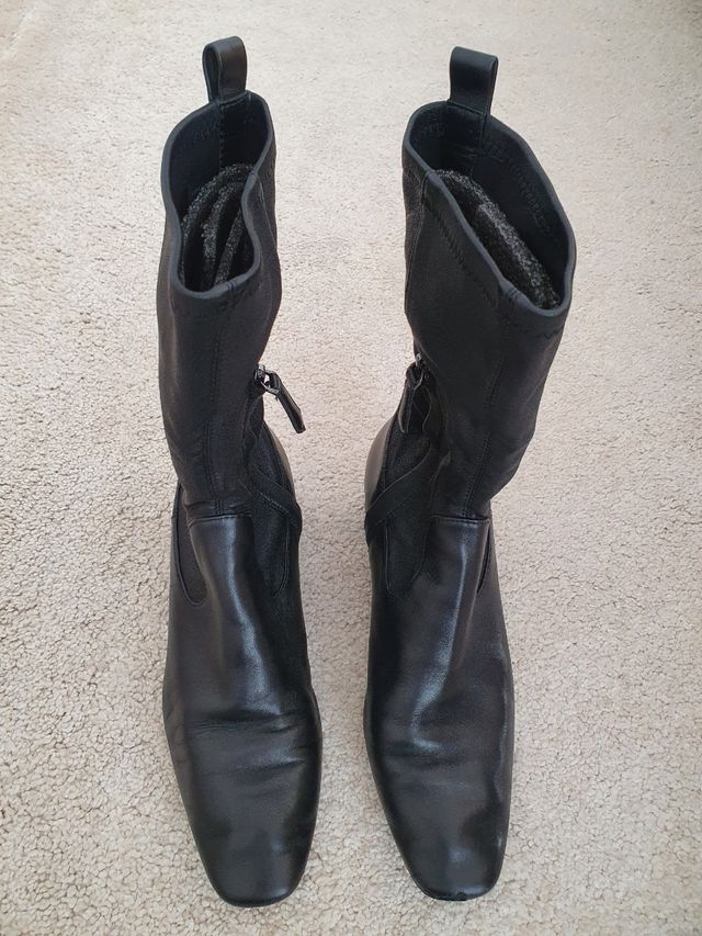 Botín piel negro Talla 39 tacón elástico M dutti