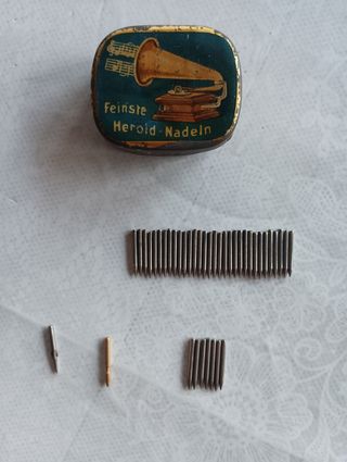 Caja con agujas gramófonos.Aprox.1920-30