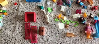 LOTE 2Playmobil CASA y SIRENAs