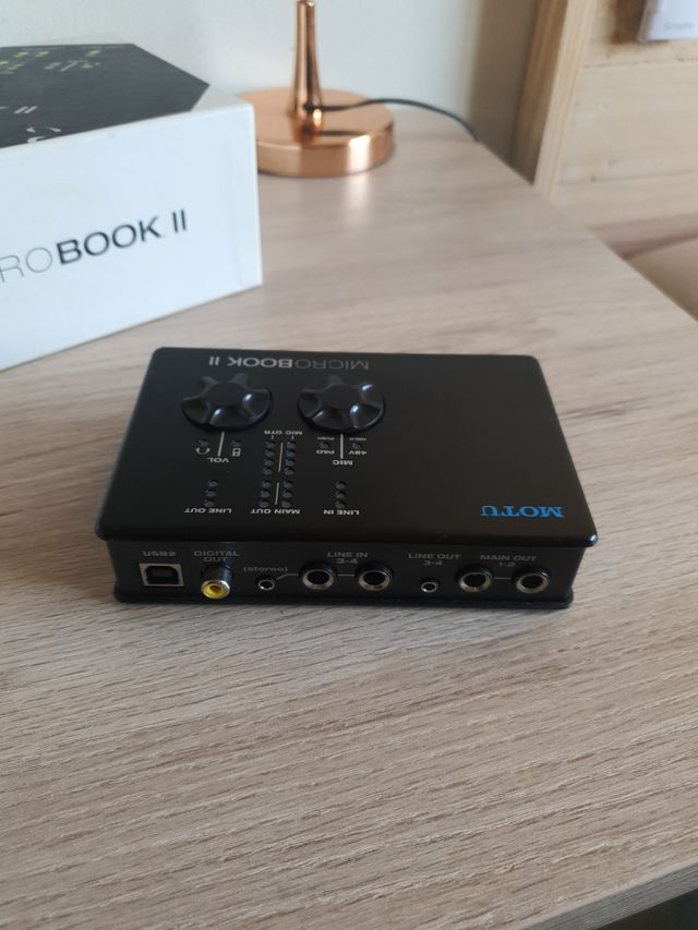 Motu Microbook 2. Tarjeta de sonido.