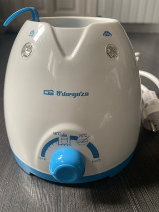 Calientabiberones con adaptador para el