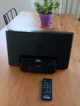 SONY  AUDIO DOCKING SISTEM