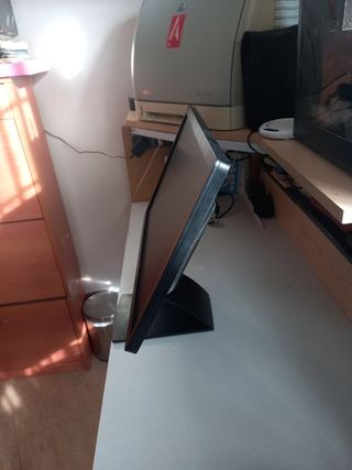 Monitor HP Elitedisplay E231