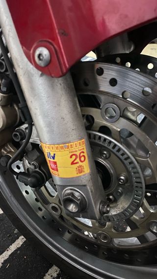 Honda Vfr 800 con ABS.