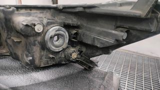 Faro delantero Toyota Hilux 2017