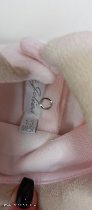 Lotto abbigliamento neonata 