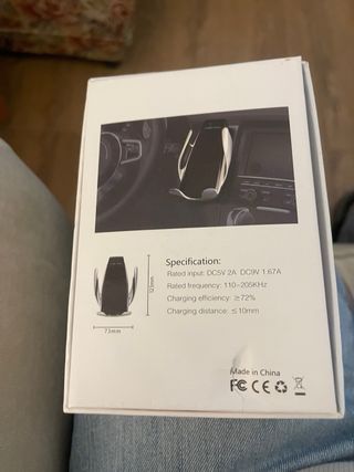 Soporte cargador movil en el coche