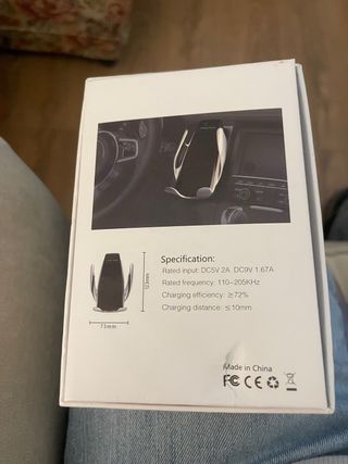 Soporte cargador movil en el coche