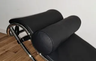 SOFA- CHAISE LONGUE LC4 LE CORBUSIER
