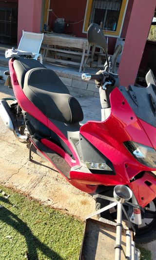 Moto gilera neus 125