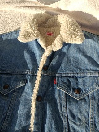 Cazadora vaquera Levis vintage forro 40