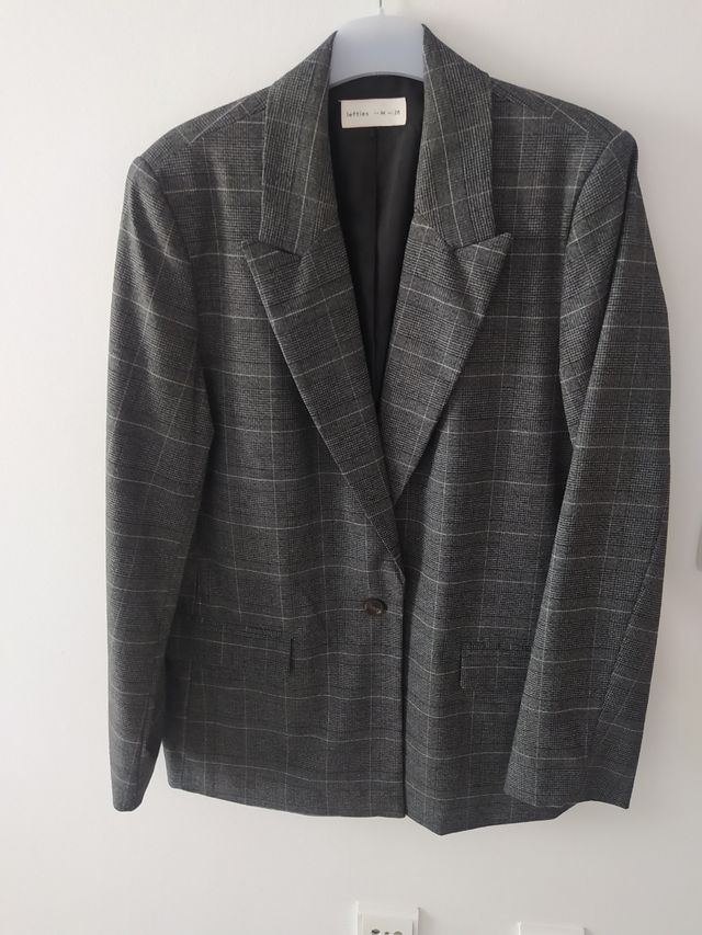 Chaqueta y pantalón Nuevo