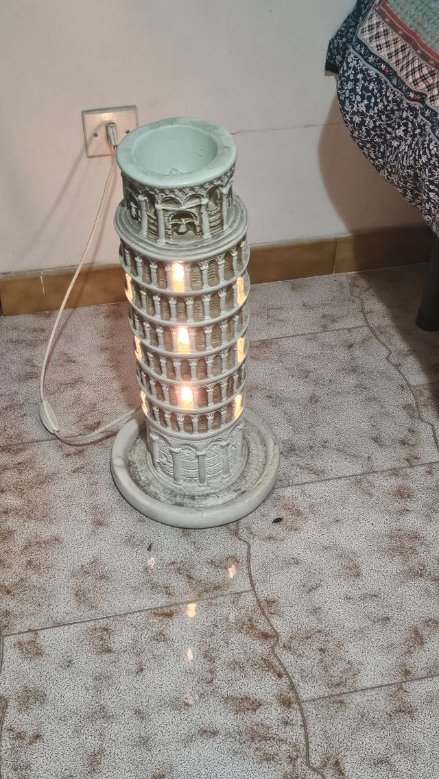 Lampada torre di Pisa alta cm 55