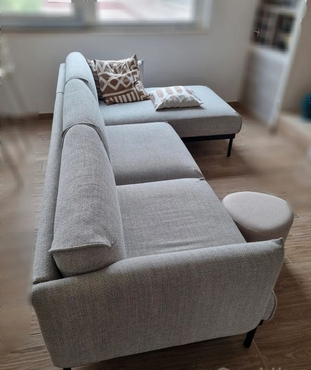 DIVANO DESIGN CON CHAISE LONGUE