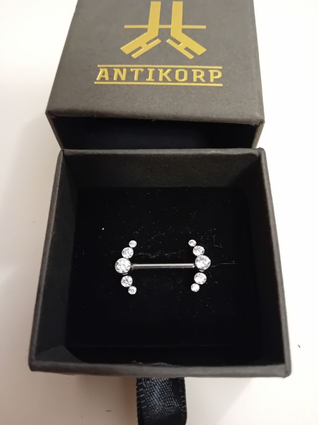 Piercing titanio Antikorp