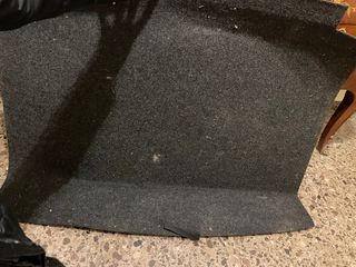 Fondo maletero Golf IV y pieza lateral maletero