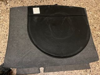 Fondo maletero Golf IV y pieza lateral maletero