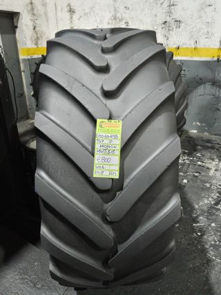 650 65 R38 157D Michelin ocasion 20539
