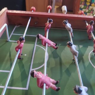 ANTIGUO FUTBOLÍN AÑOS 60