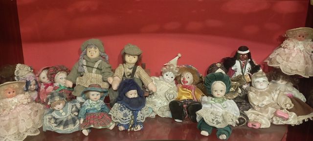 Bambole in porcellana