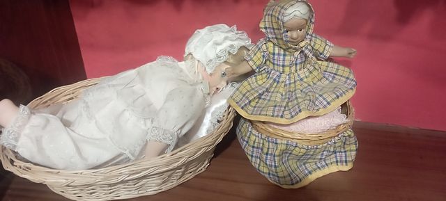 Bambole in porcellana