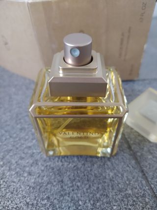 Valentino Gold perfume 