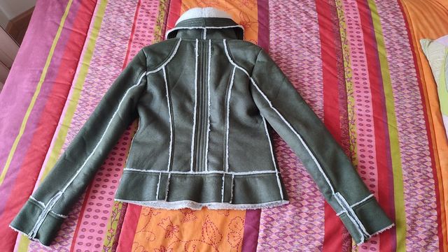 Cazadora verde doble faz