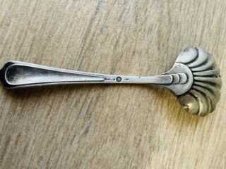 CUCHARITA DE PLATA PARA SERVIR QUESO RALLADO