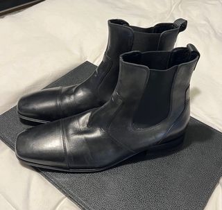 Botines negros de hombre chelsea Zara Collection.