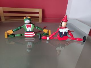 2 muñecos articulados madera