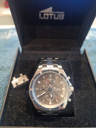 Reloj Lotus