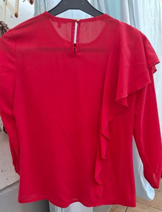 Blusa mujer T 38. Medidas en descripción 