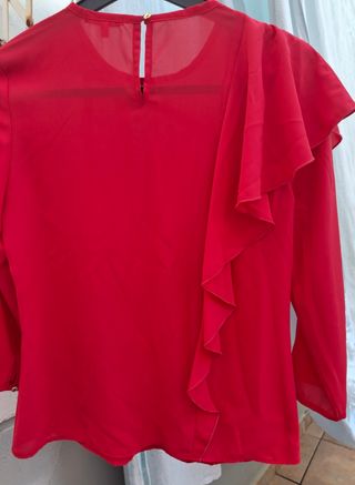 Blusa mujer T 38. Medidas en descripción 