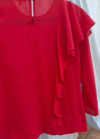 Blusa mujer T 38. Medidas en descripción 